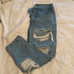 Lioness ripped jeans size small
